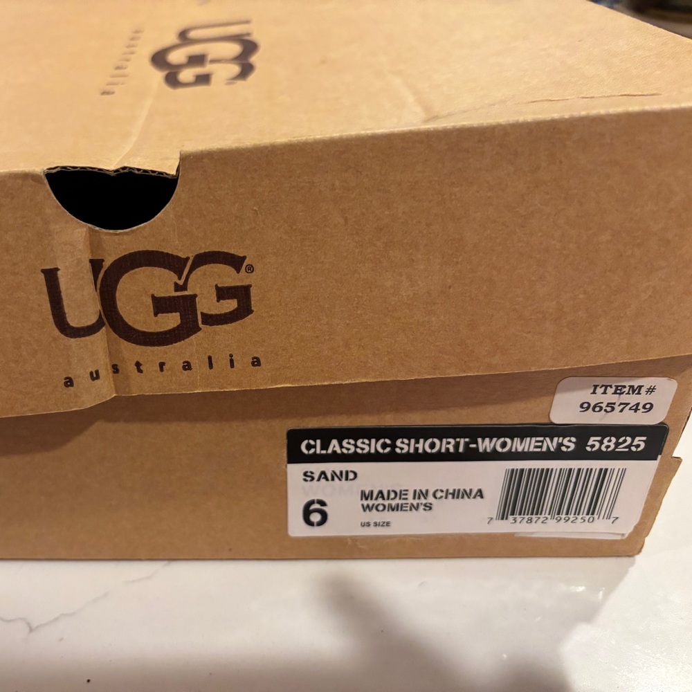 UGG Suede Boots in Sand color-Worn only a few times! Look at pictures💥🌟👢